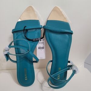 Express Fanfare Blue Metallic Pointed Toe Strappy Flat Sandals Women’s 7 New